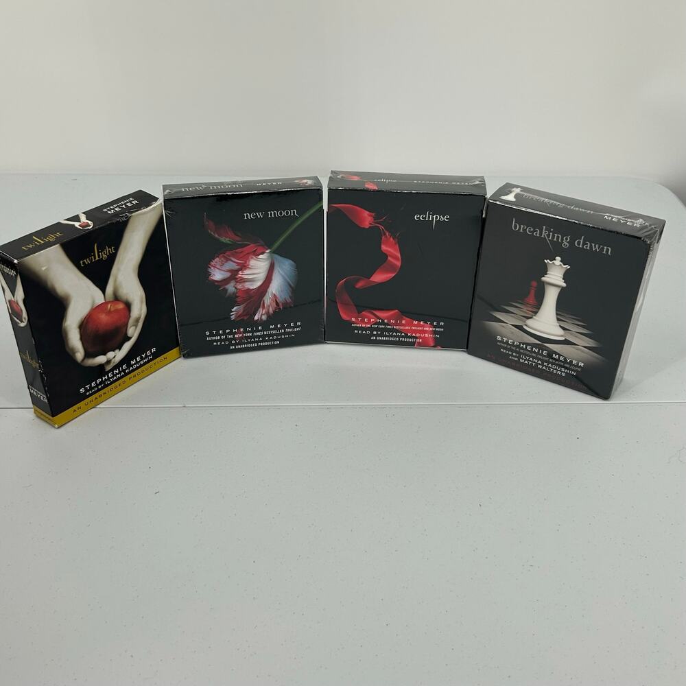 wilight Saga Unabridged Audiobooks CD Set Stephenie Meyer Breaking Dawn Complete